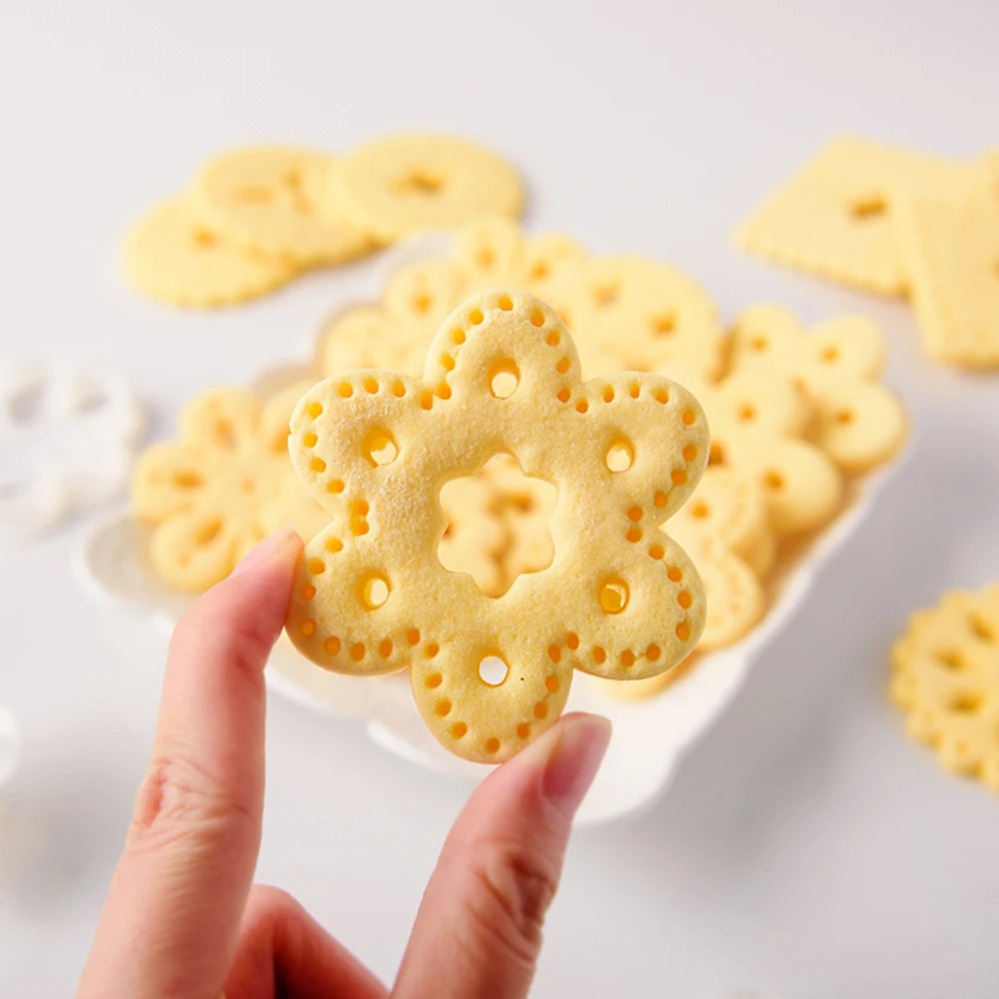 แม่พิมพ์คุกกี้ลายเรขาคณิตแบบเจ - Kitchen Baking Cookies บทวิจารณ์และราคา